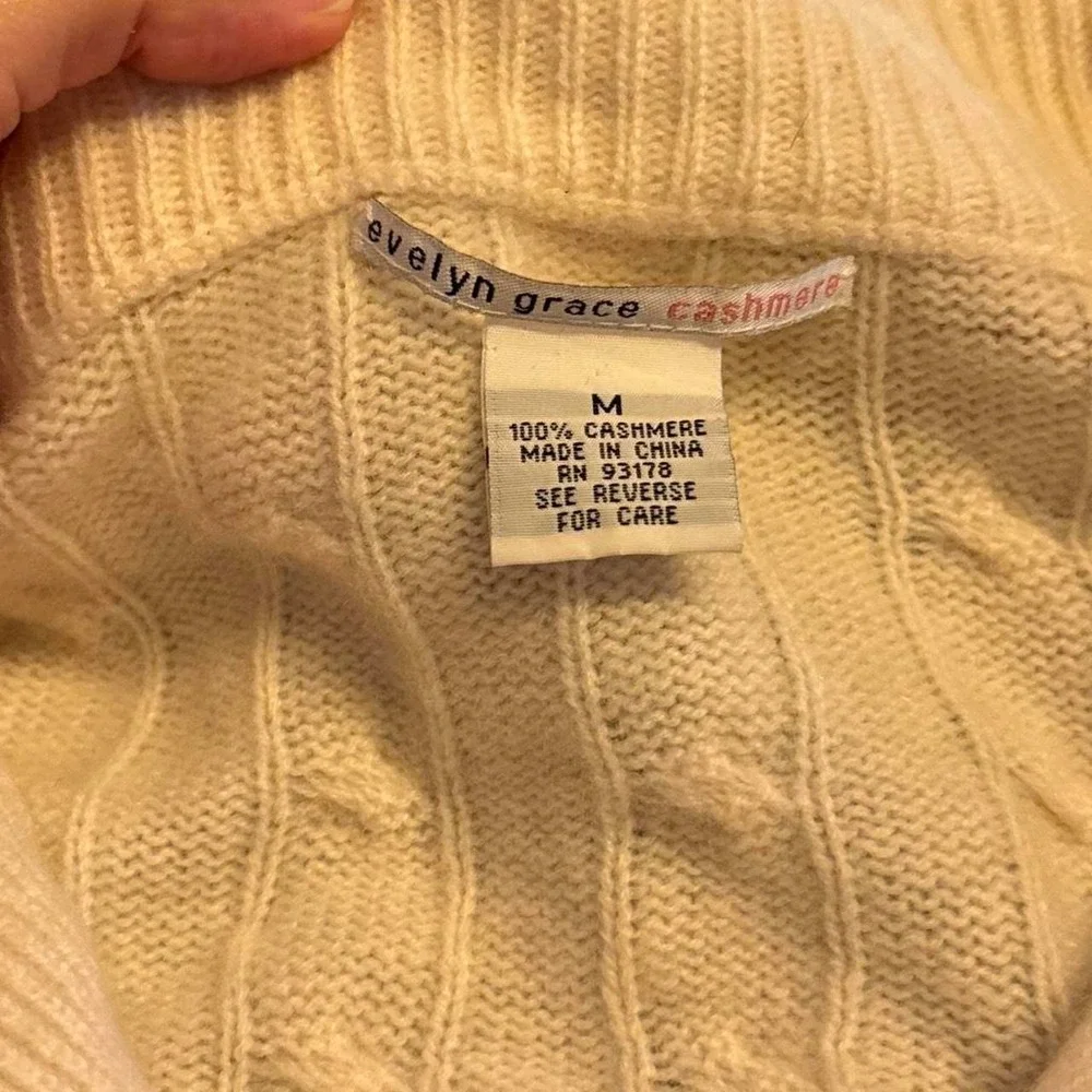 Evelyn Grace Cashmere Cable Knit V-Neck Sweater Cream Women's Size Medium